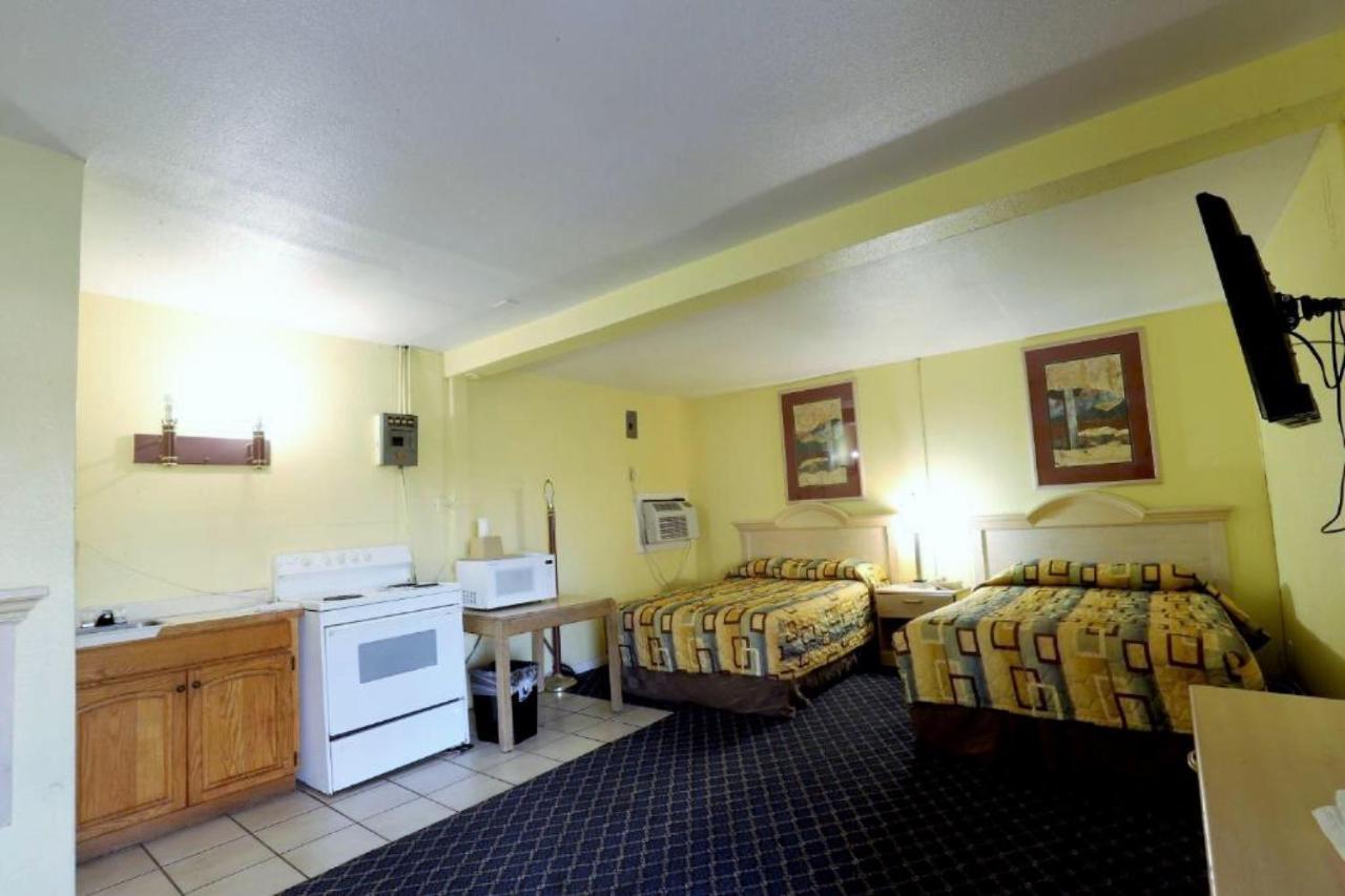 Economy 2* Kingsville