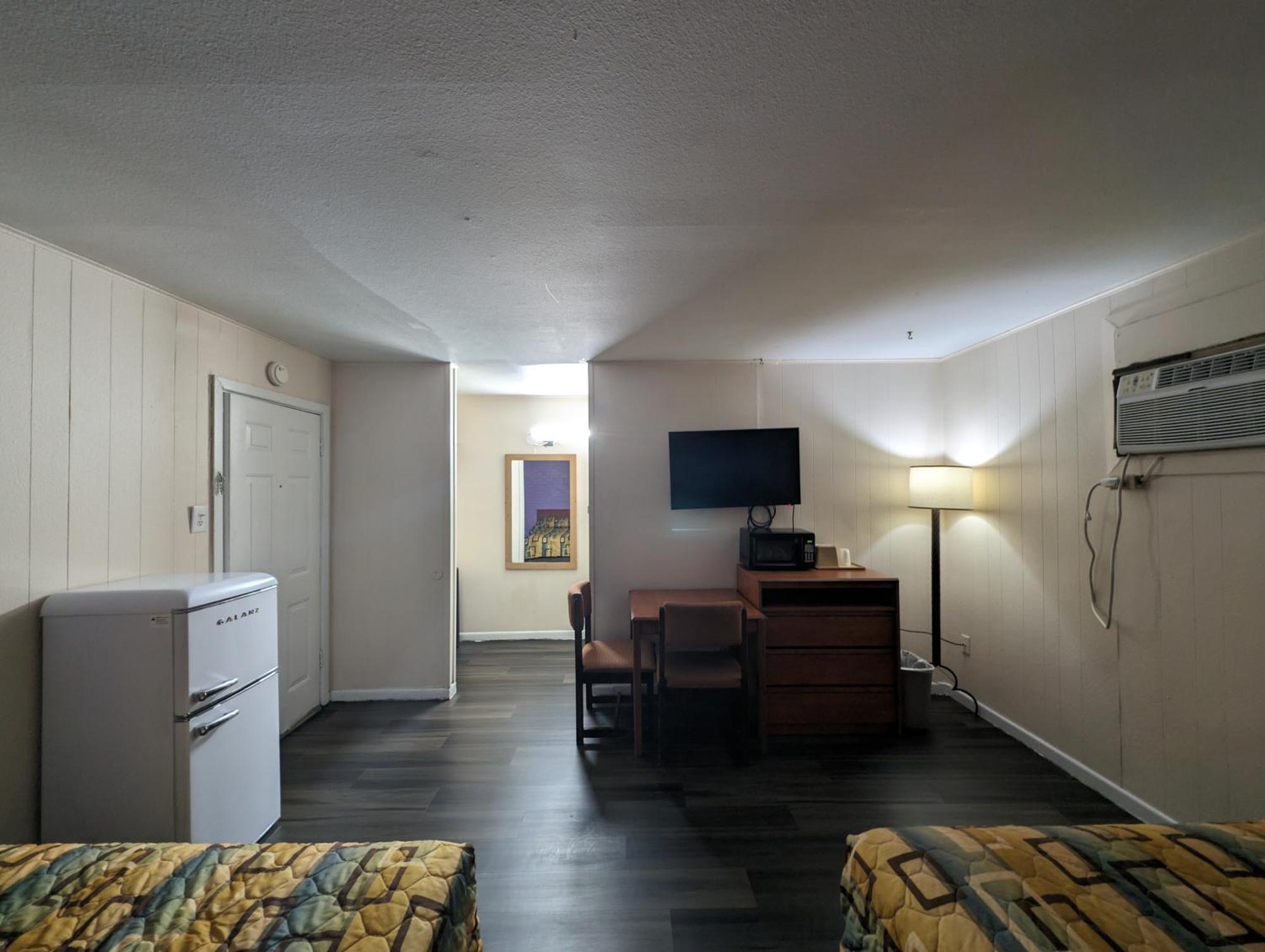 Economy Hotel