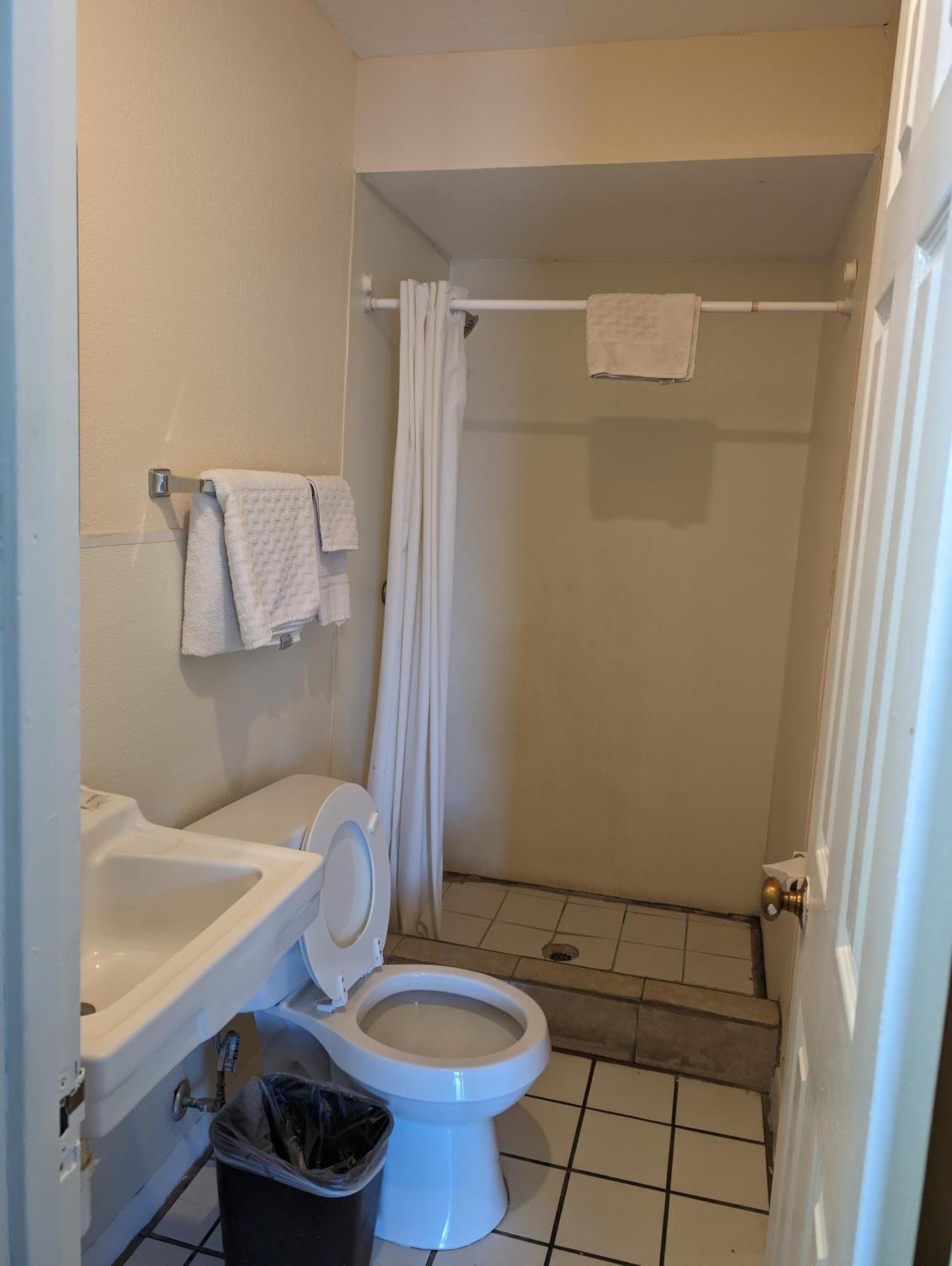 Hotel Economy